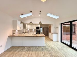 Photo 2- click for photo gallery